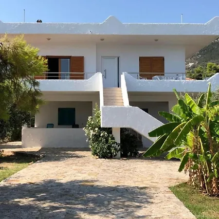 בית נופש By Interhome *