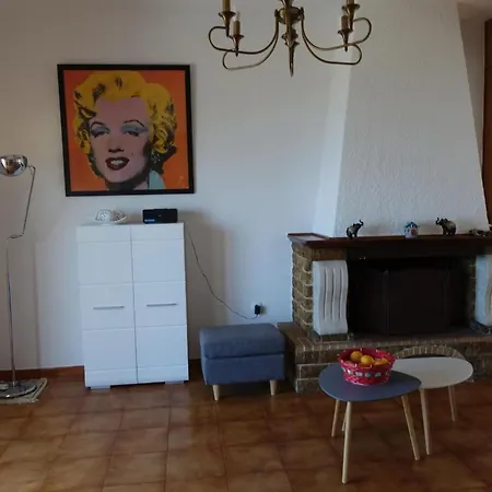 By Interhome בית נופש *